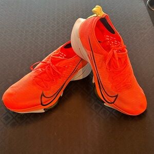 Nike Air Zoom Tempo NEXT% - Men’s 10.5 - Essentially New - Mango Orange